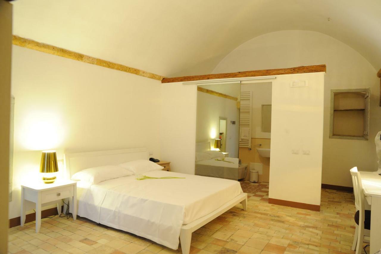 אלטאמורה Il Nido Dei Falchi B&B מראה חיצוני תמונה
